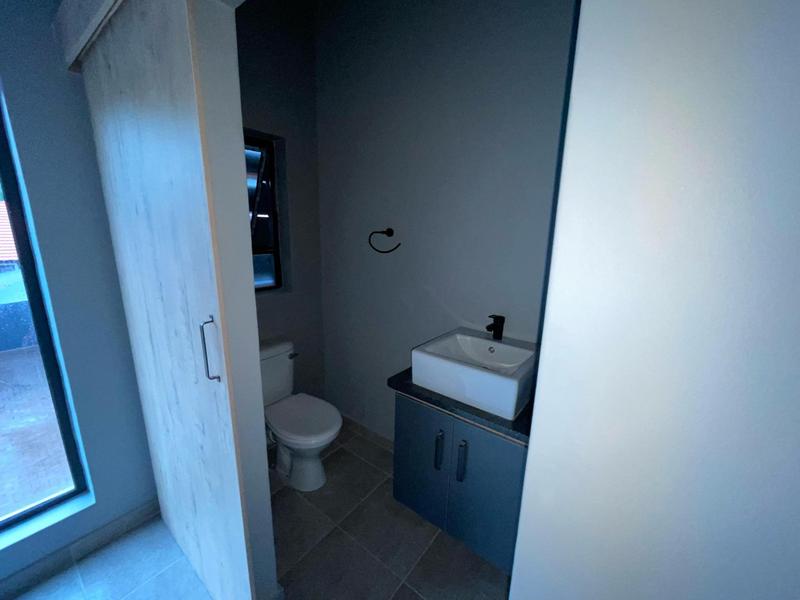 2 Bedroom Property for Sale in Rustenburg Central North West